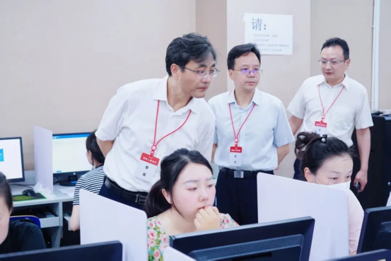 我省举办事业单位第二次集中联考 “三支一扶”和专业资格考试同步开考